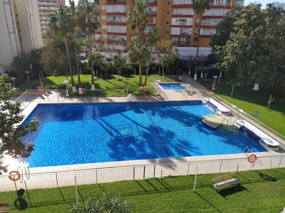 VIVE BENALMÁDENA APARTAMENTO DIANA 604, playa y puerto a 200 metros Apartment Bagian luar foto